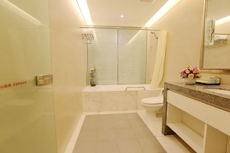 New Fortune Hotel Shanghai