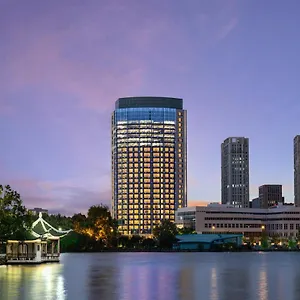 Отель Hualuxe Changfeng Park