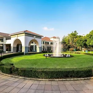 5* Otel Hong Qiao State