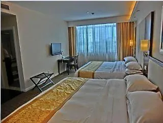 New Fortune Hotel 上海 4*,